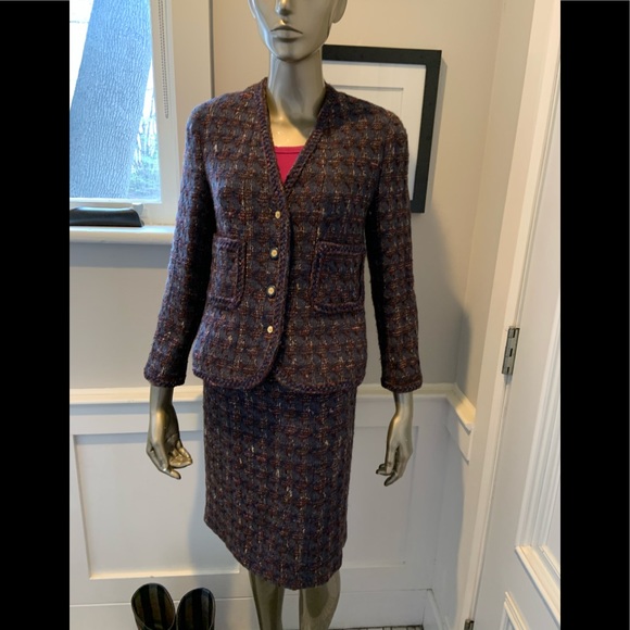 Chanel Classic Boucle Skirt Suit Jacket 38 Bust 40 - Picture 2 of 16
